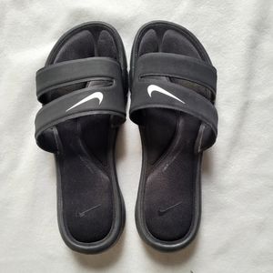 Women's Nike Slide- Size 9